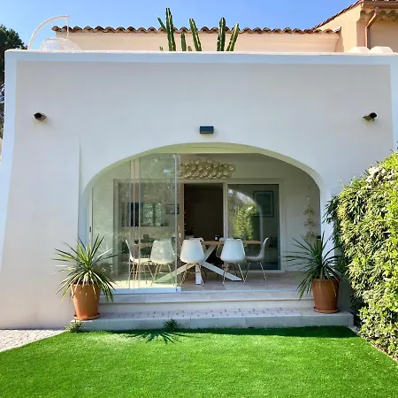 Holiday home *les Restanques Maison Des Chenes 3 Chambres* *