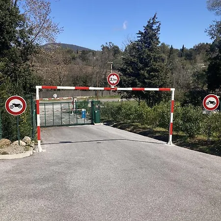 *les Restanques Maison Des Chenes 3 Chambres* Grimaud